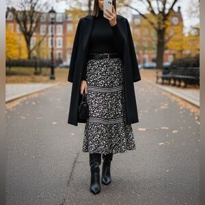 Max Studio Black and White Patterned Maxi Skirt